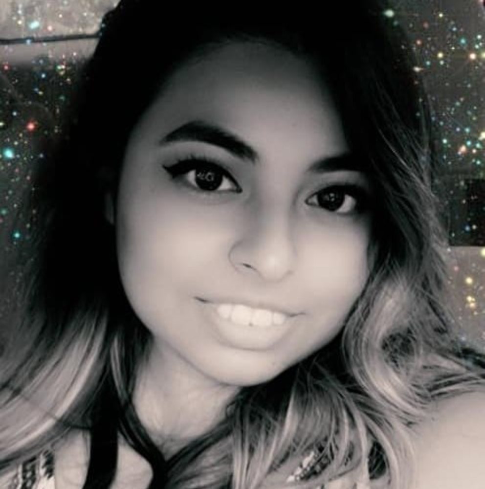 Meet your Posher, Andrea